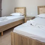 Ponari S Hotel Kryemëdhej