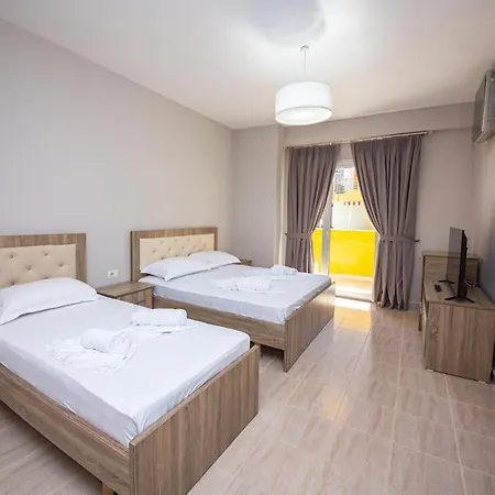 Ponari S Ξενοδοχείο 4*