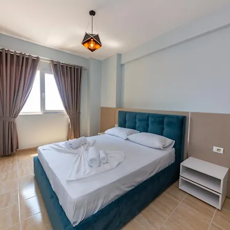 Ponari S Ξενοδοχείο 4*