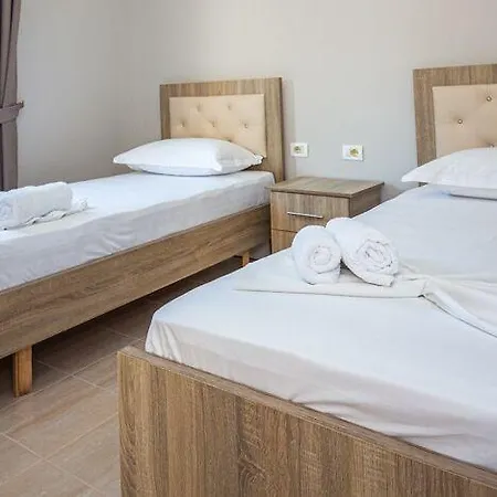 Ponari S Hotel Kryemëdhej