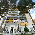 Hotel Ponari S Kryemëdhej