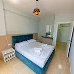 Ponari S Ξενοδοχείο 4*