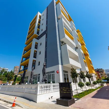 Hotel Ponari S Kryemëdhej