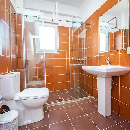 Hotell Ponari S