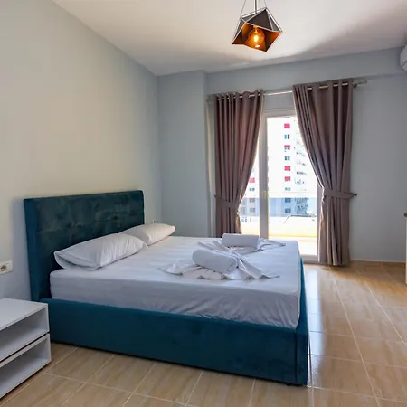 Otel Ponari S