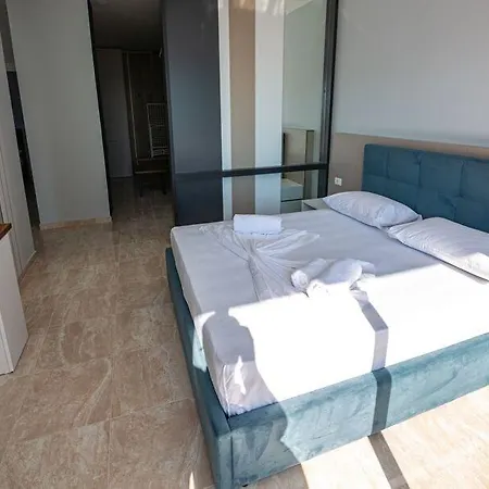 Hotel Ponari S Kryemëdhej