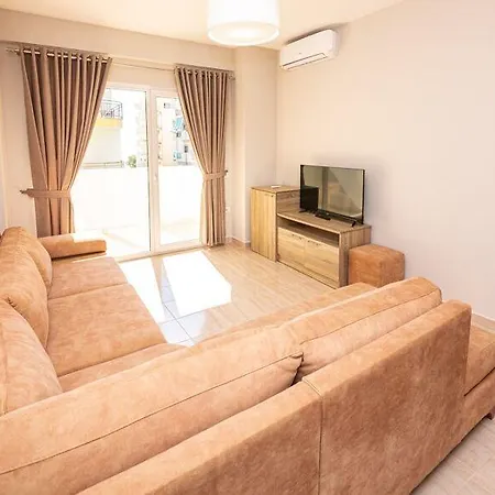 Ponari S 4* Kryemëdhej