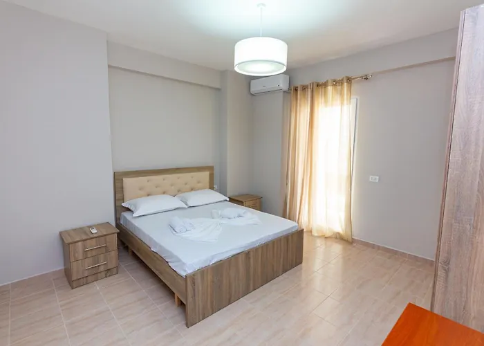 Ponari S 酒店 Kryemëdhej